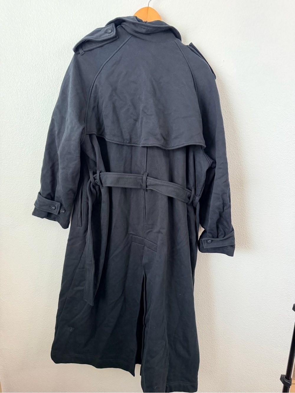 SKIMS Boyfriend Fleece Trench Coat Black Size XS  NWT Retail $248 - Picture 4 of 5